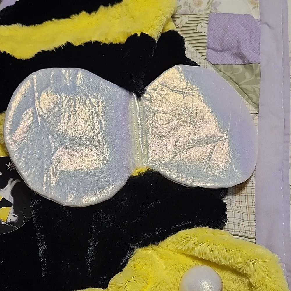 Thrills and Chills Collection Bumblebee  Costume For Dog XL New - Picture 3 of 8